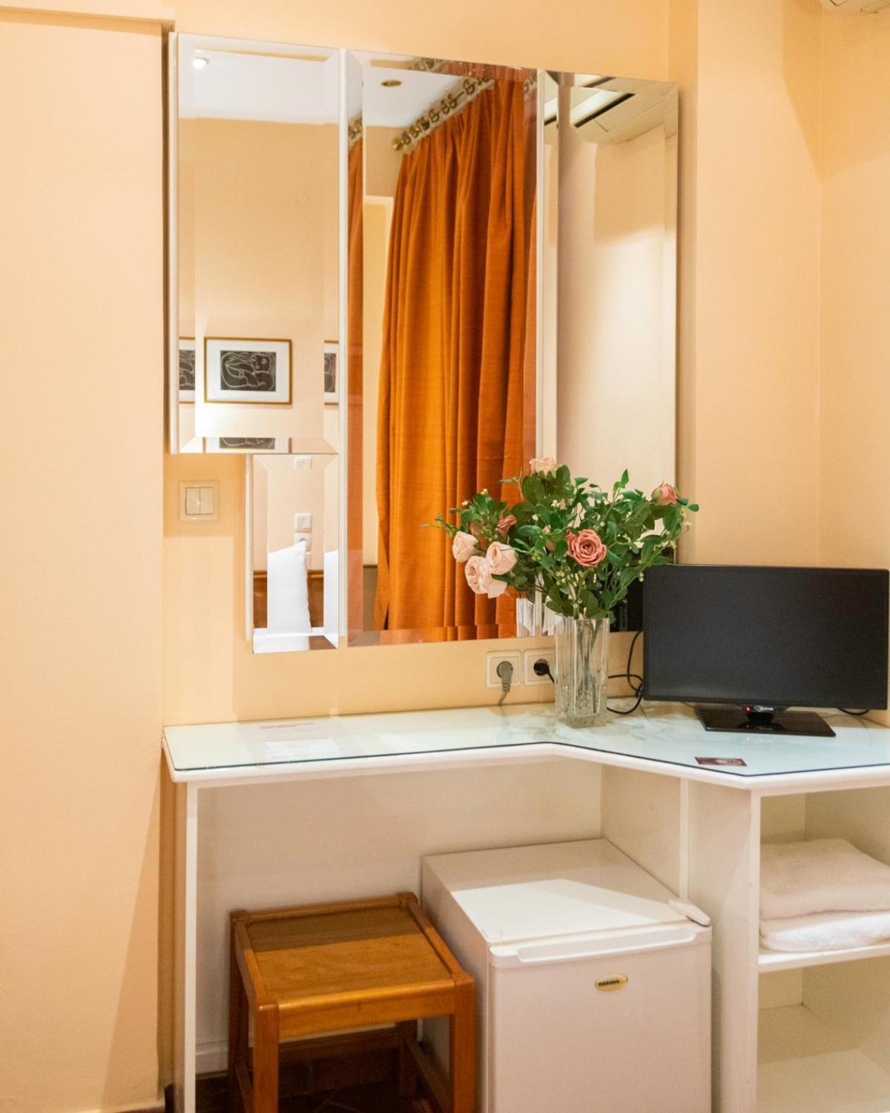 Hotel Avra Kardítsa Extérieur photo